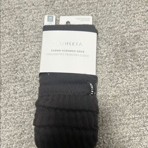 Athleta Cloud Scrunch Socks